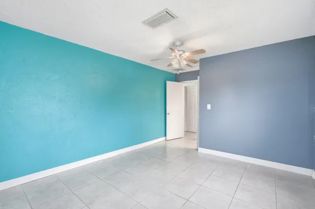  Residence photo 16