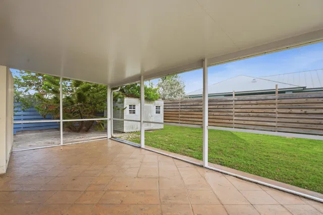  Residence photo 24