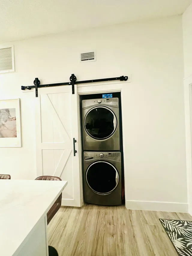 Residence photo 8