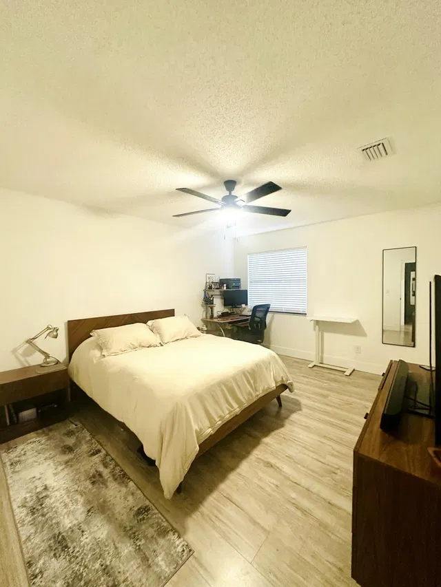 Residence photo 11