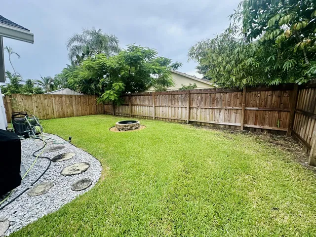 Residence photo 18