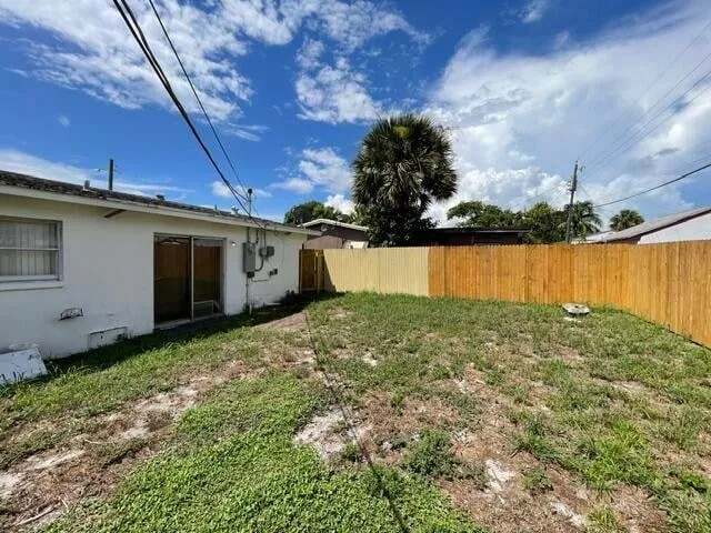 Residence photo 6