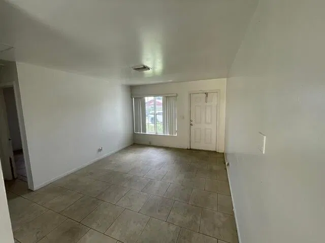Residence photo 10