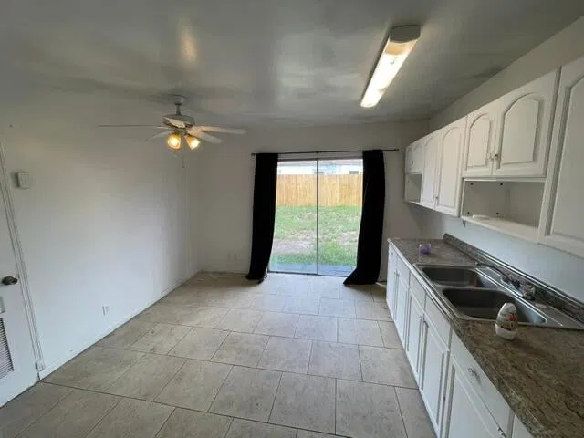 Residence photo 14