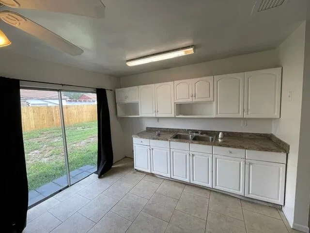 Residence photo 15
