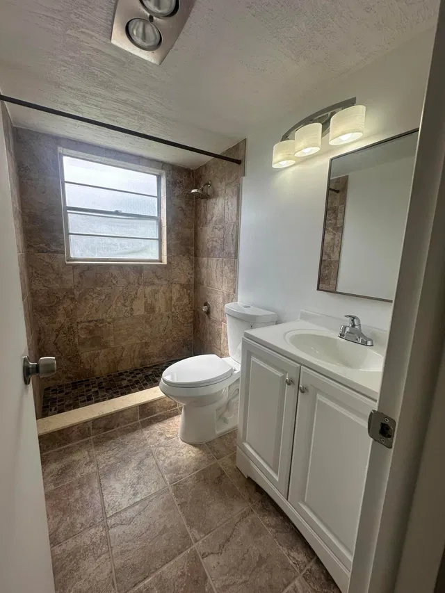Residence photo 11