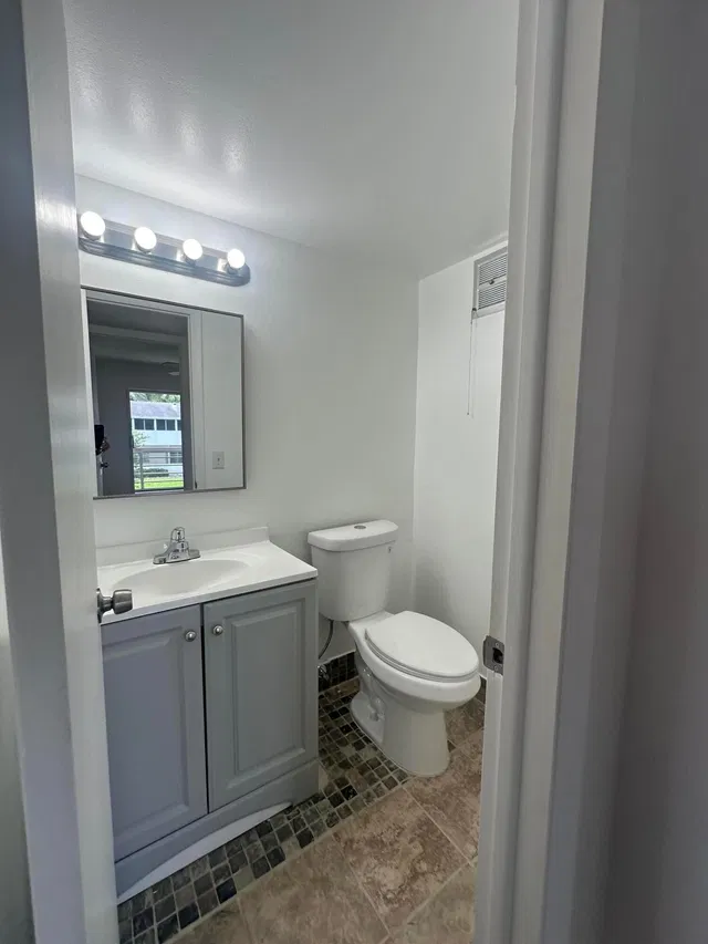 Residence photo 12