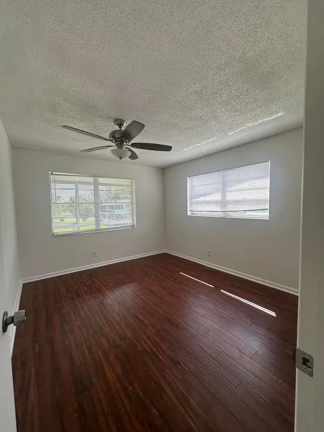 Residence photo 15