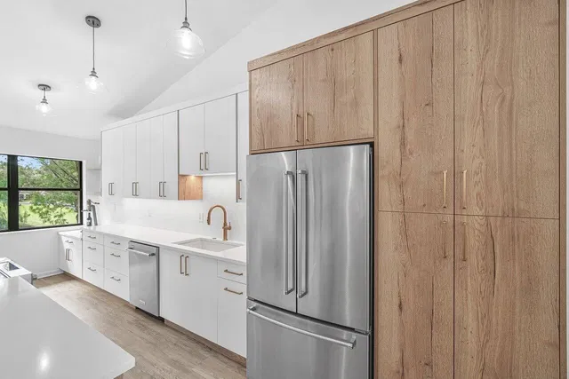  Unit 2706 photo 11