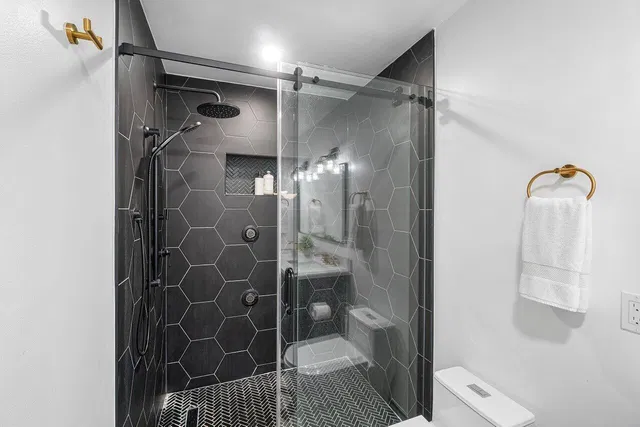  Unit 2706 photo 25
