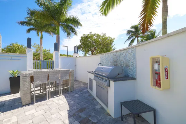 Boca Raton Riviera Unit 203 photo 27