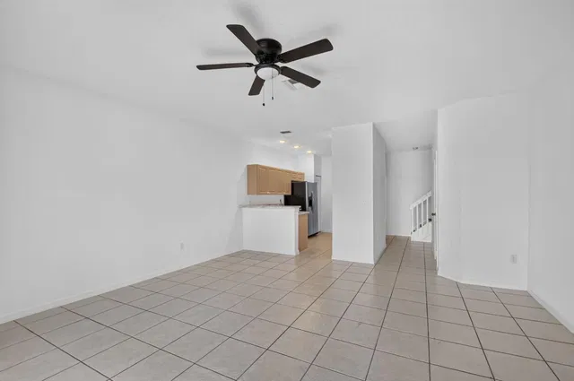 Residence photo 8