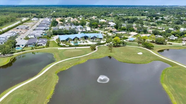 Eastpointe Country Club Residence photo 35