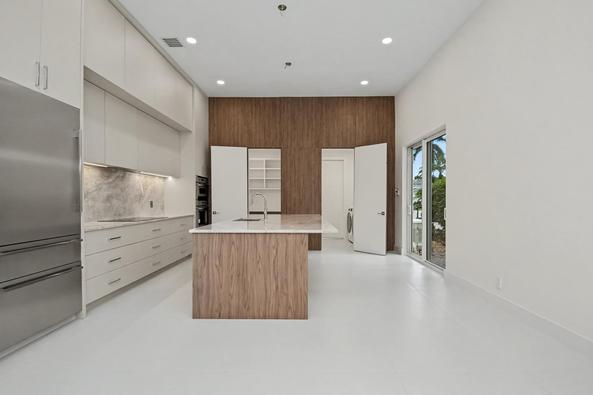  Residence photo 16