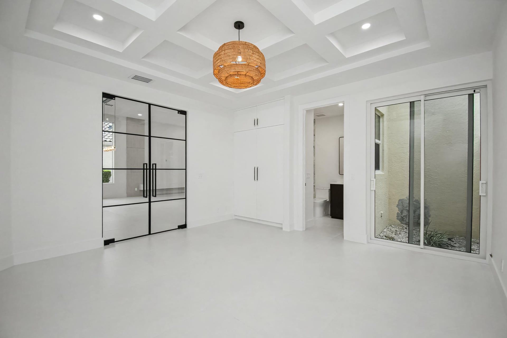  Residence photo 36