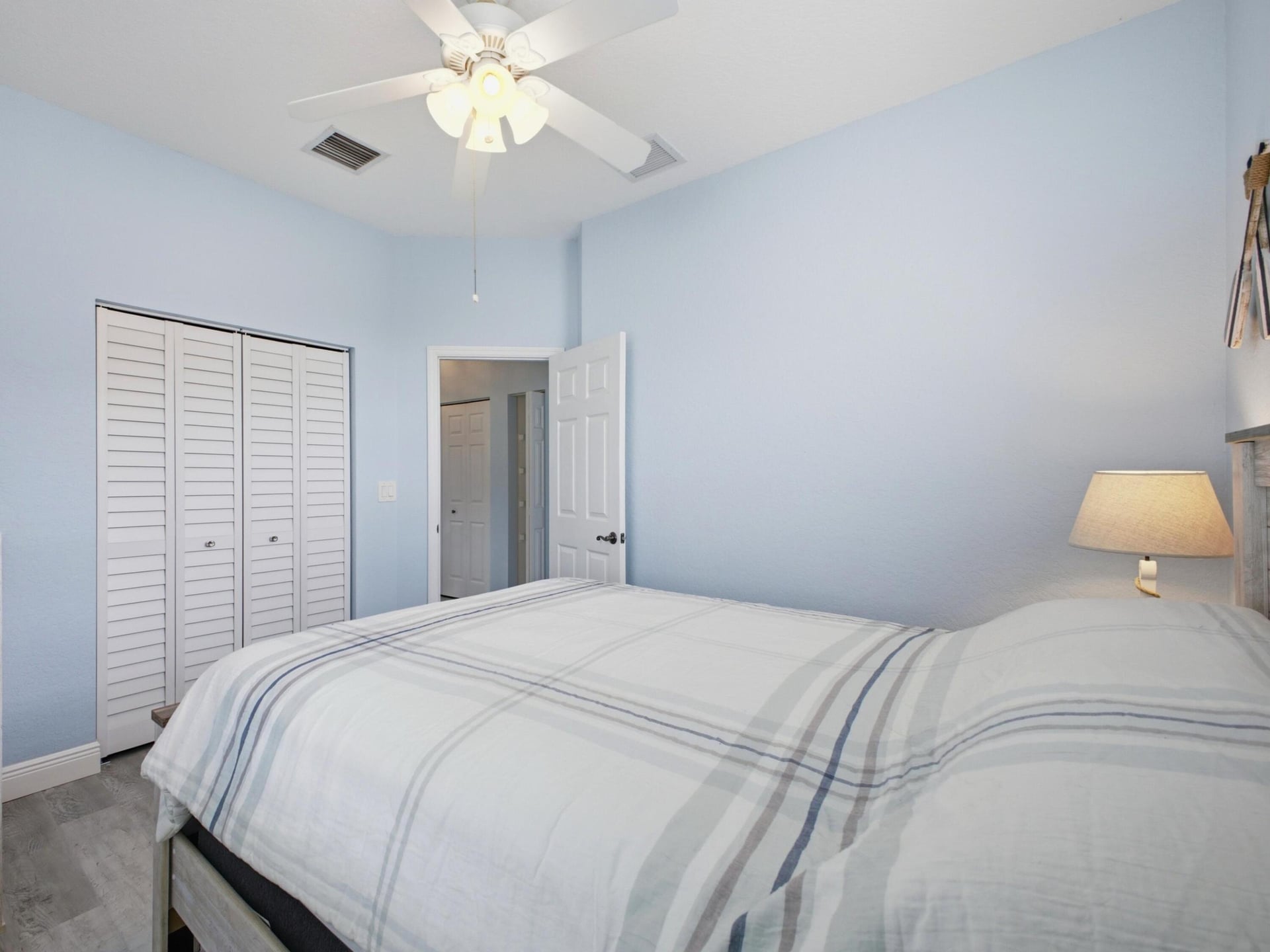 Botanica Unit 108 photo 20