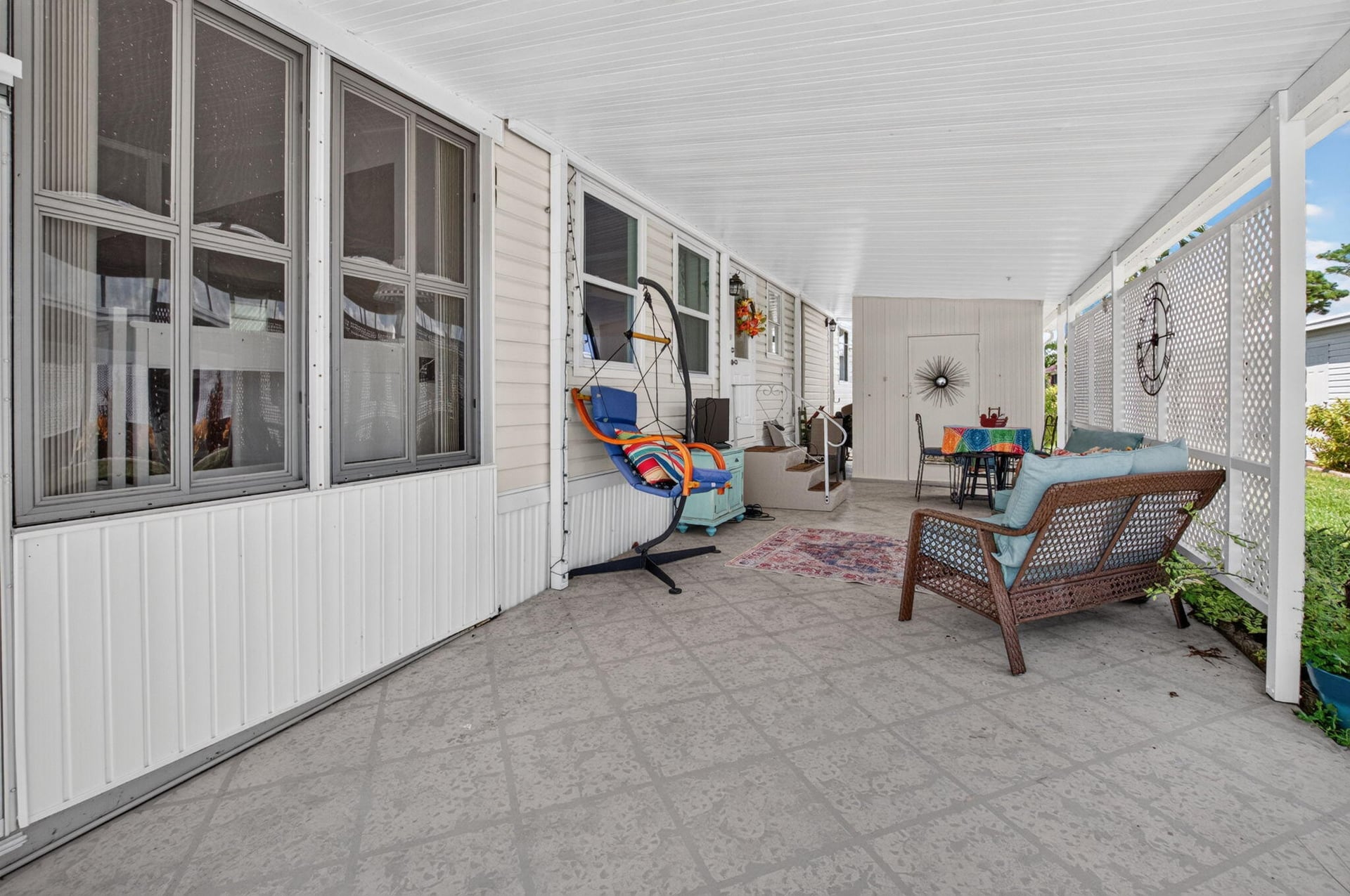 Residence photo 25