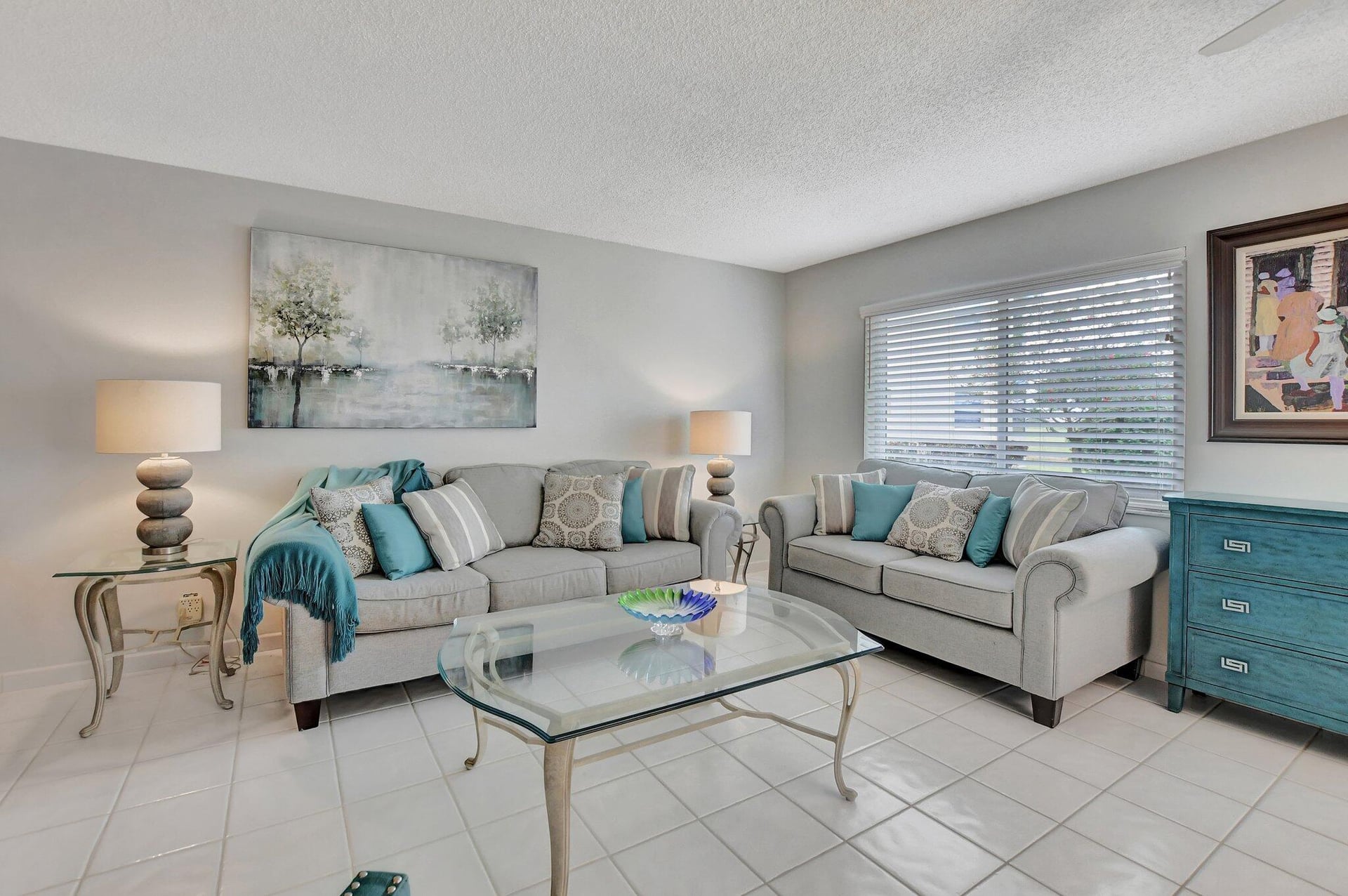 Residence photo 4