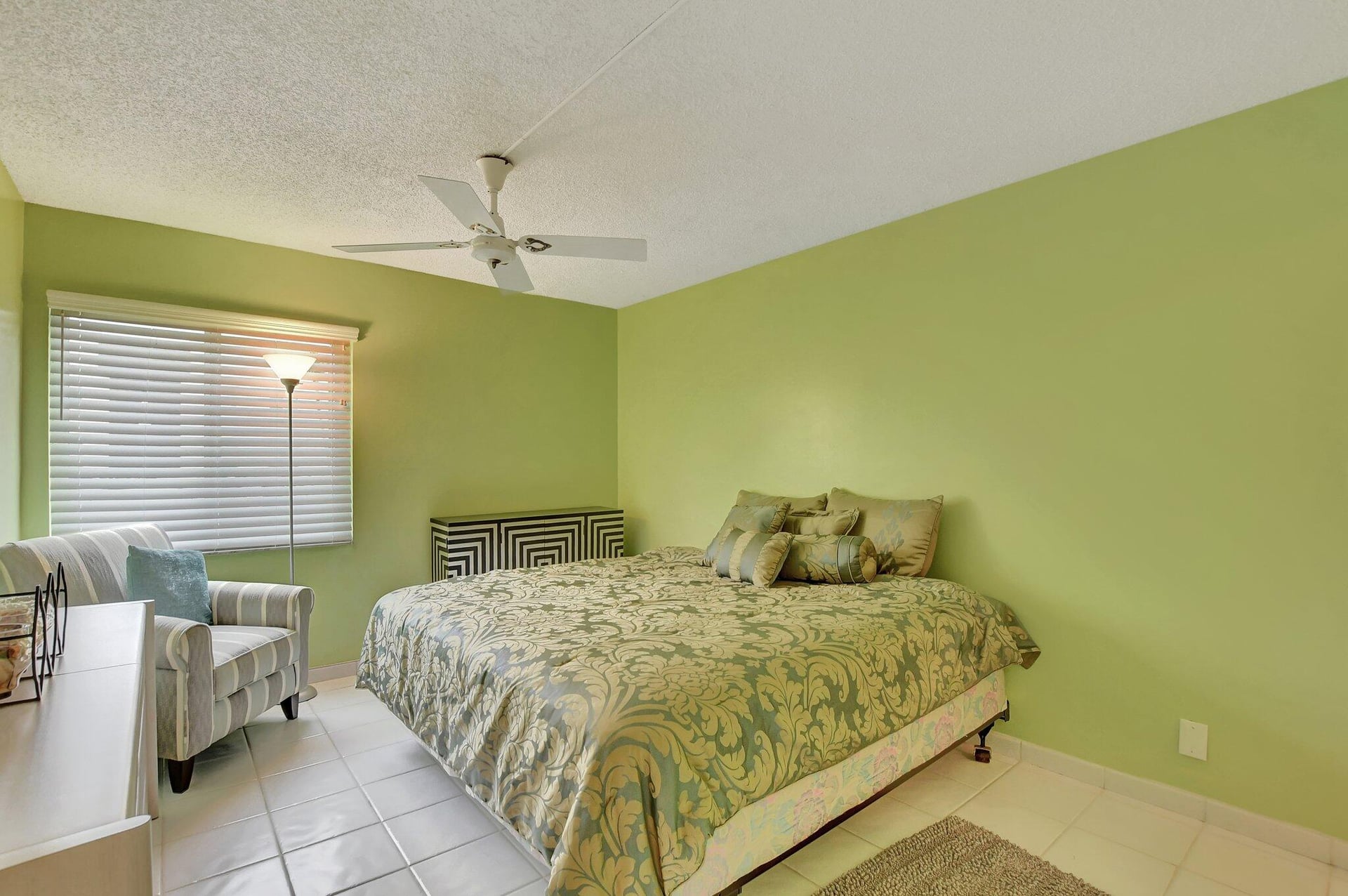 Residence photo 12