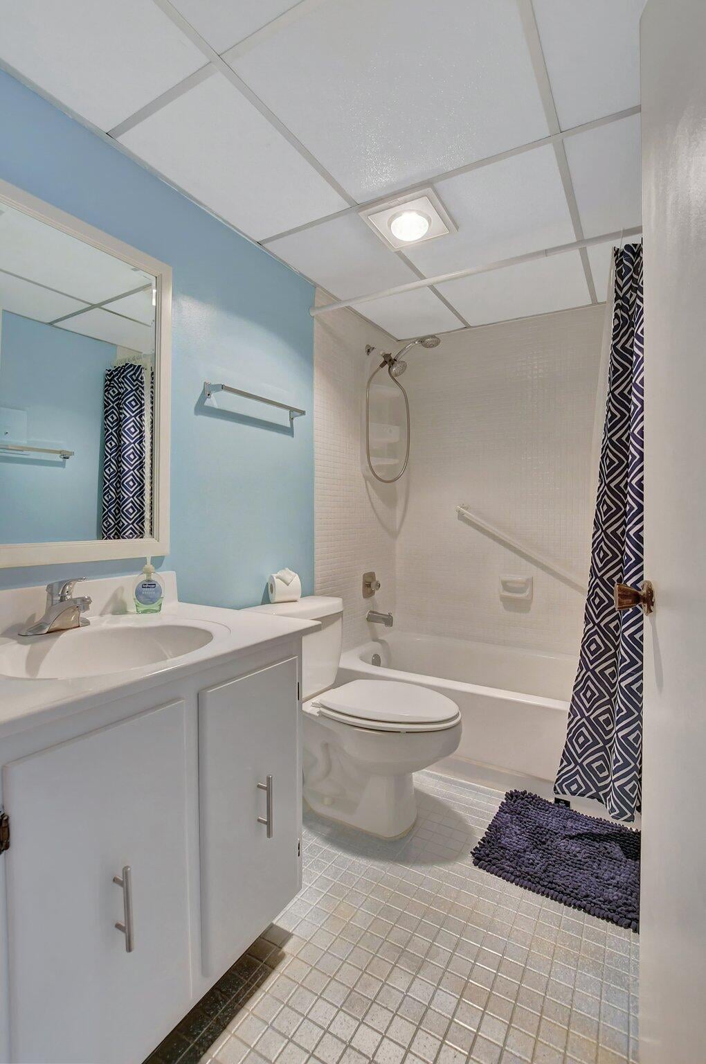 Residence photo 17