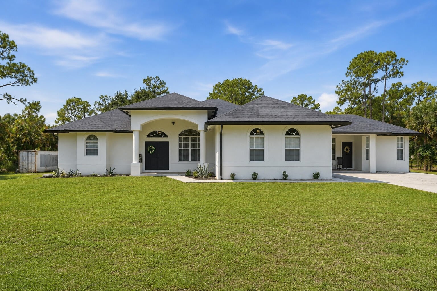 Residence photo 5