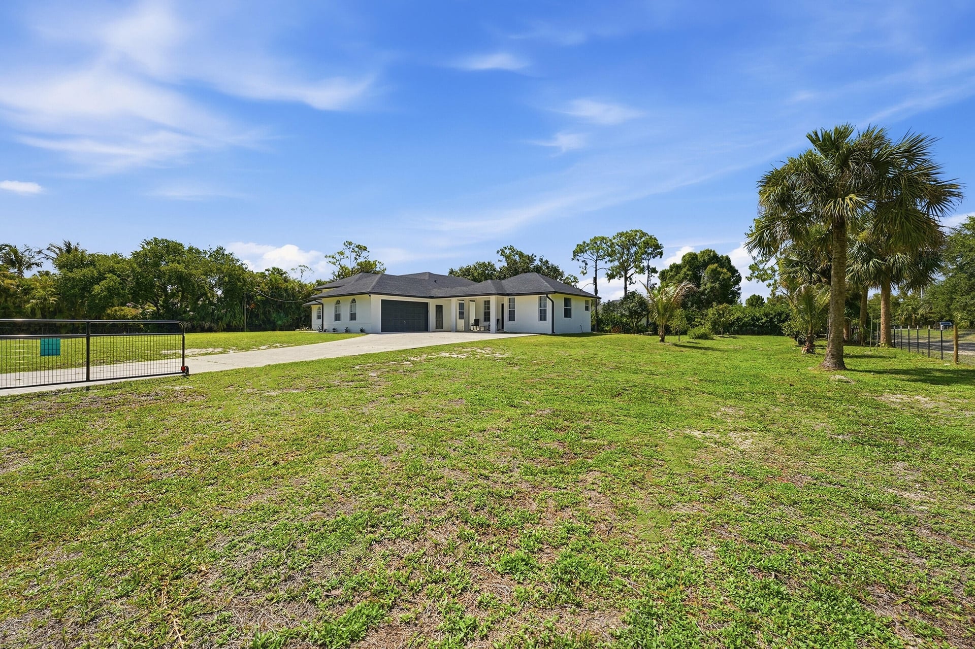 Residence photo 22