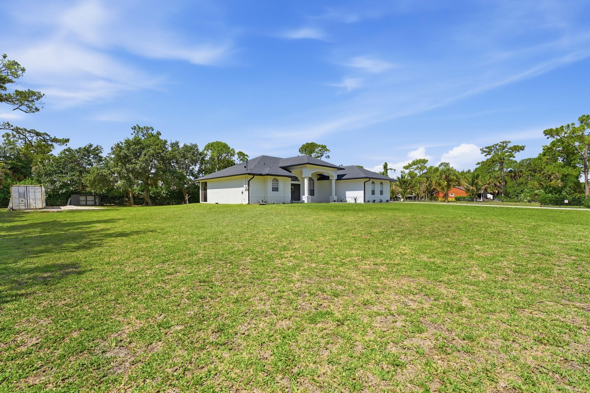 Residence photo 23
