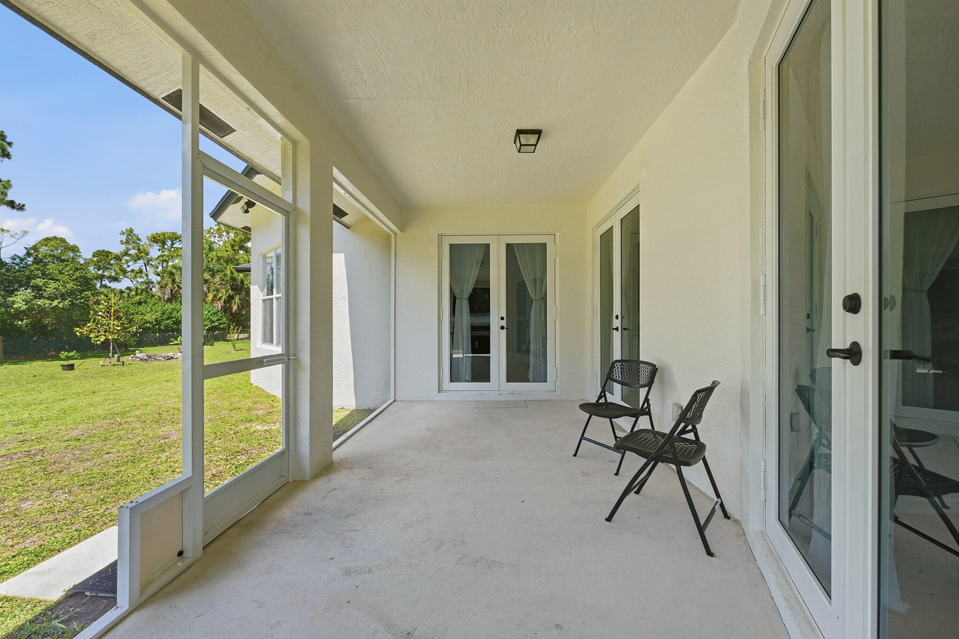 Residence photo 60
