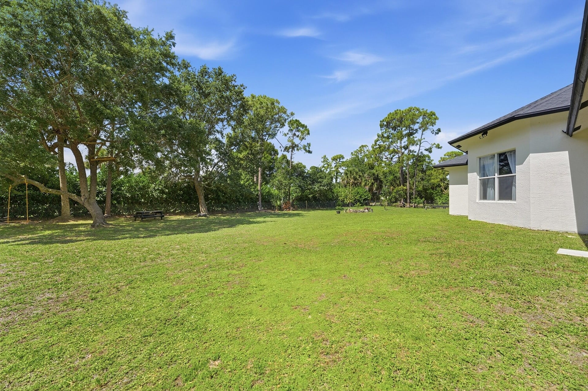 Residence photo 63