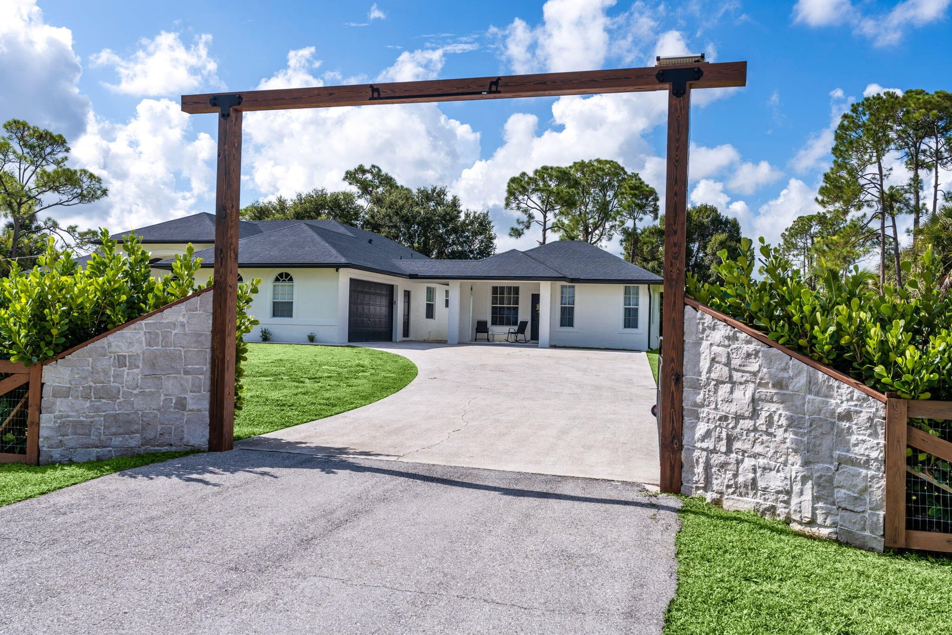 Residence photo 78
