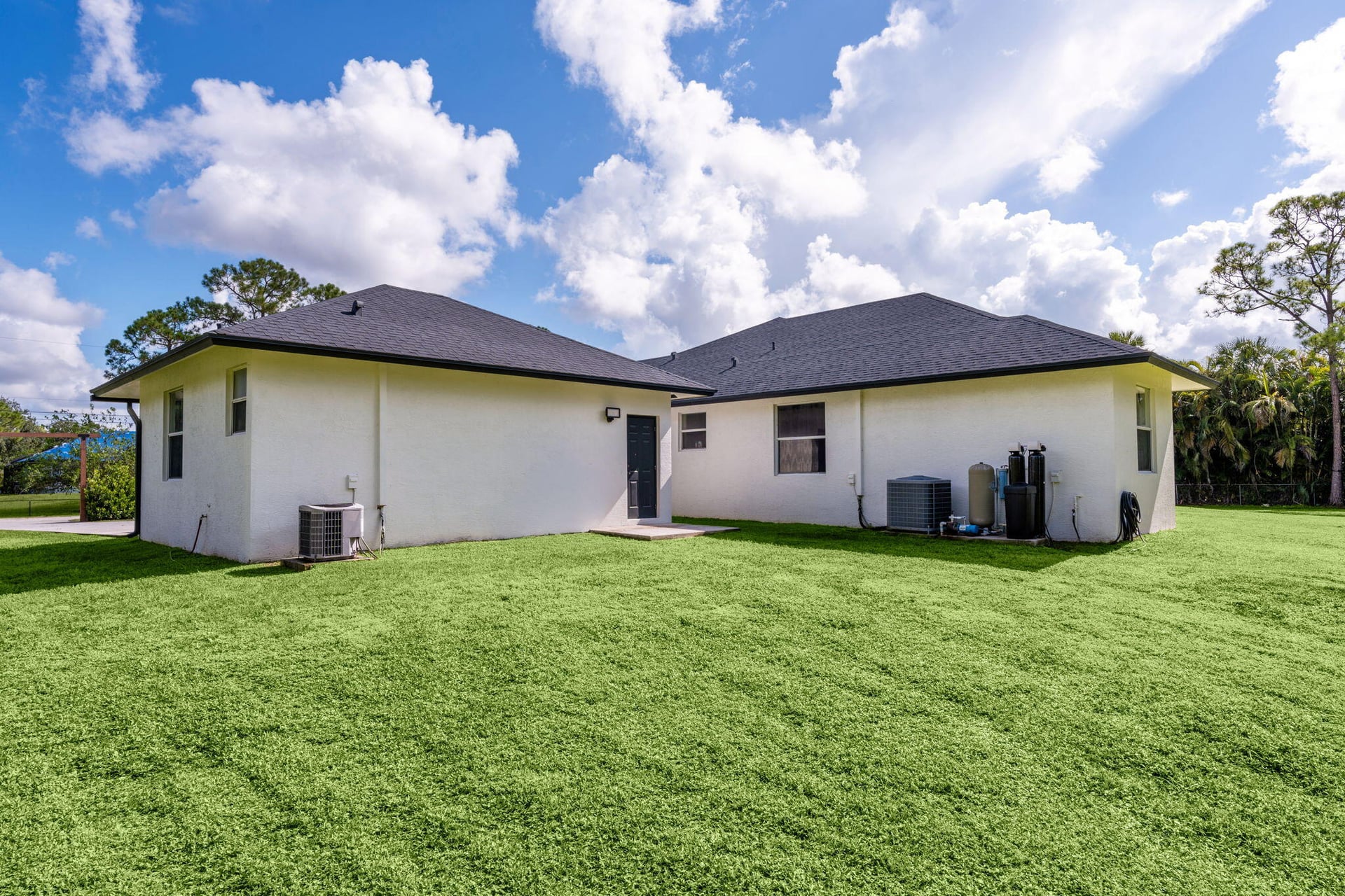 Residence photo 89