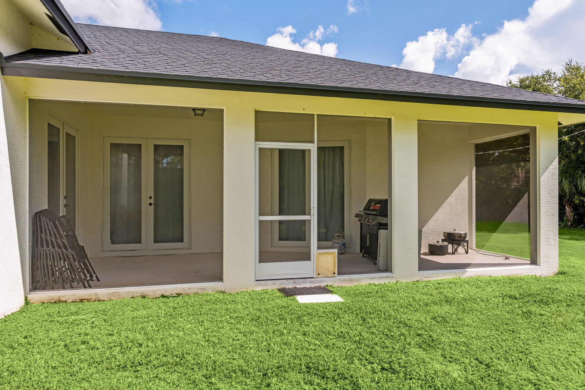 Residence photo 92