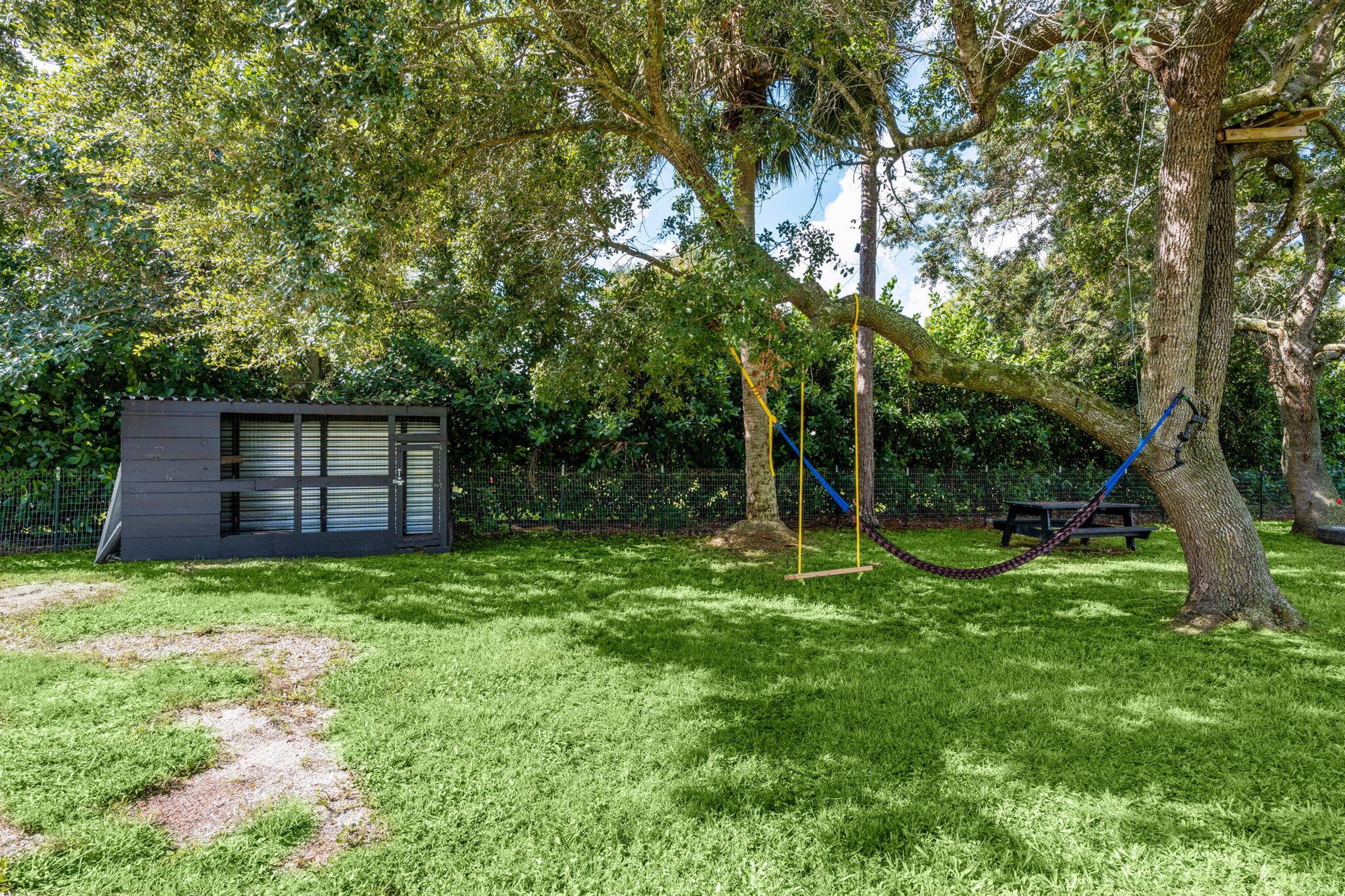 Residence photo 95