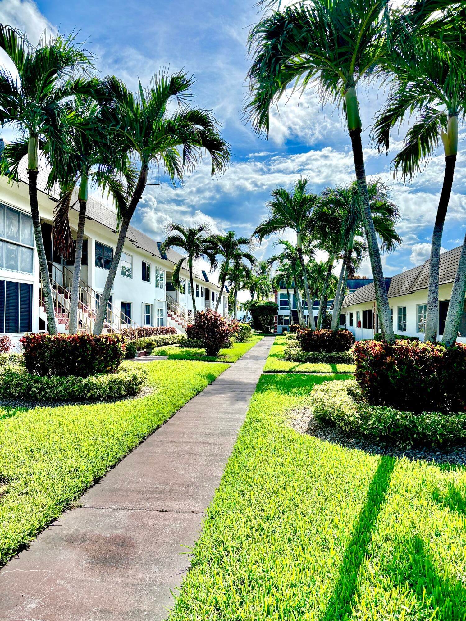 Residence photo 2