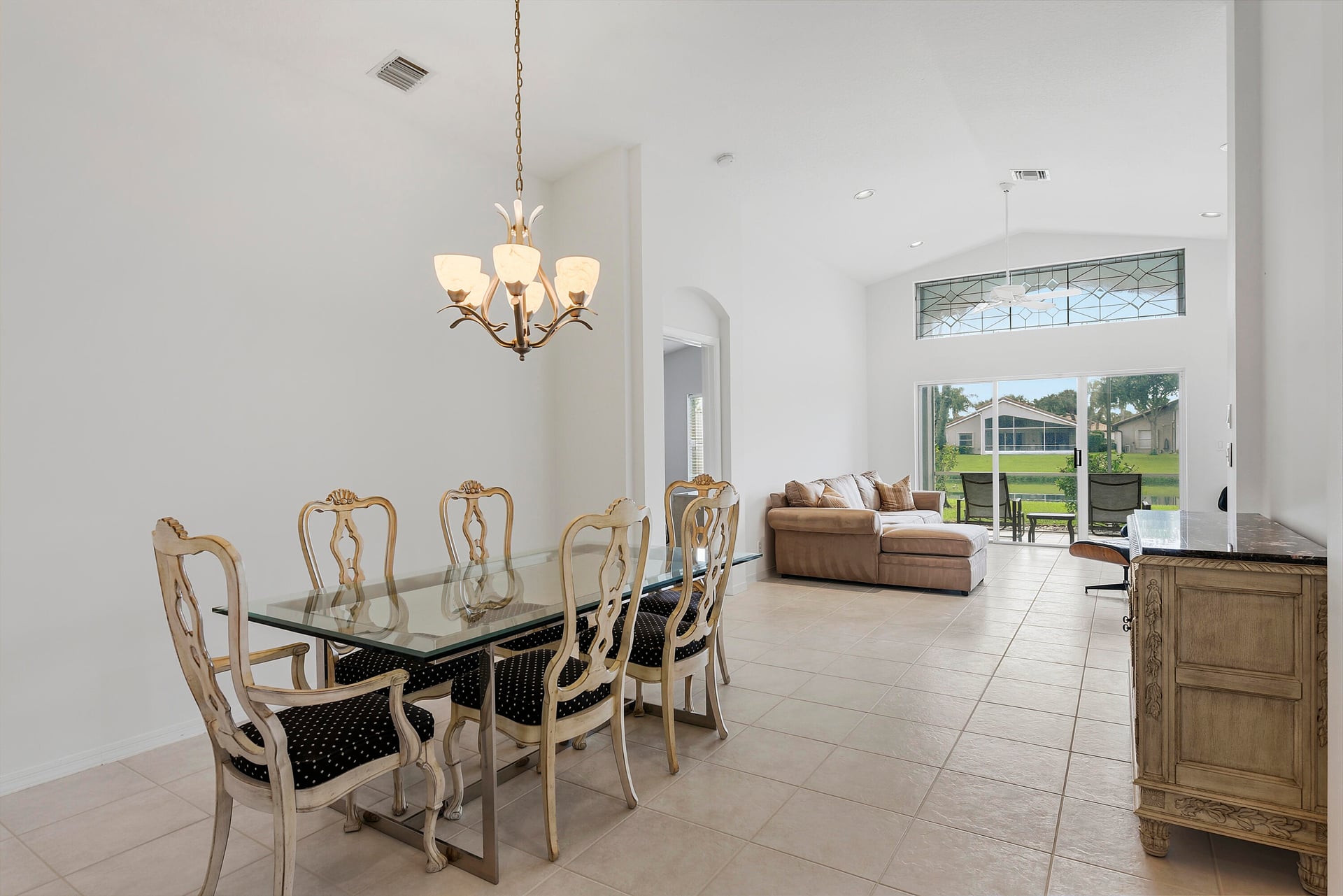  Residence photo 10