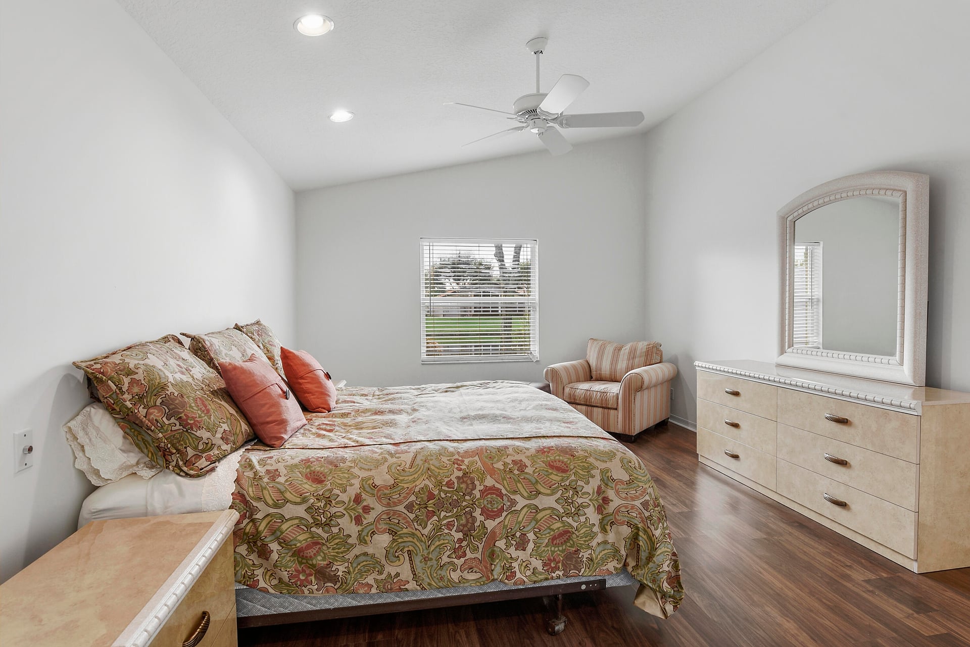  Residence photo 13