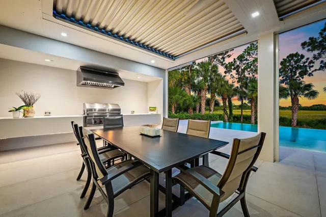 Old Marsh Golf Club Residence photo 45