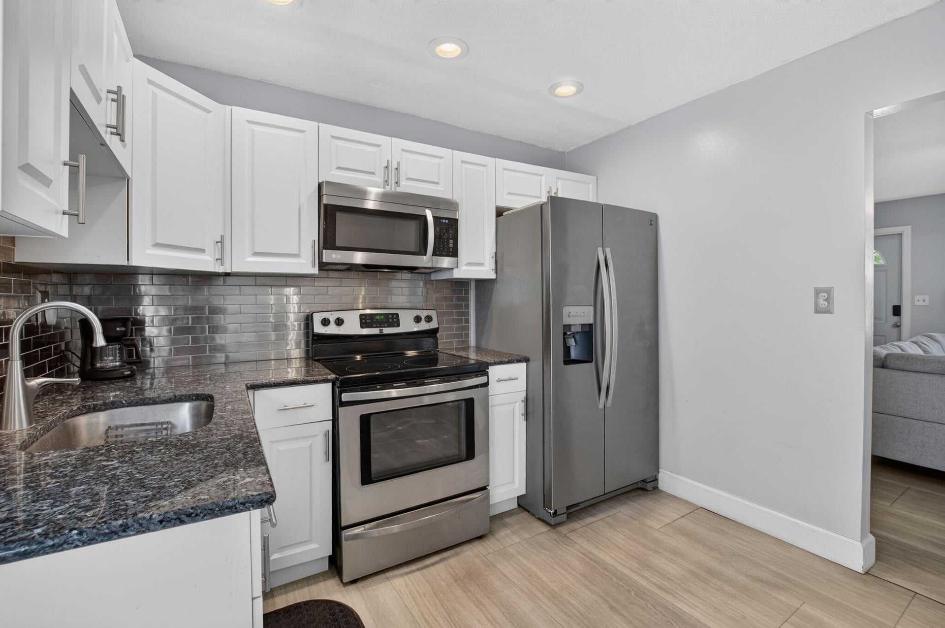  Residence photo 15