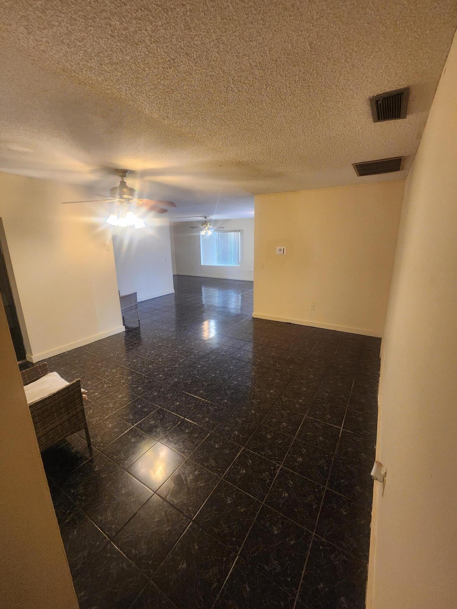 Residence photo 43