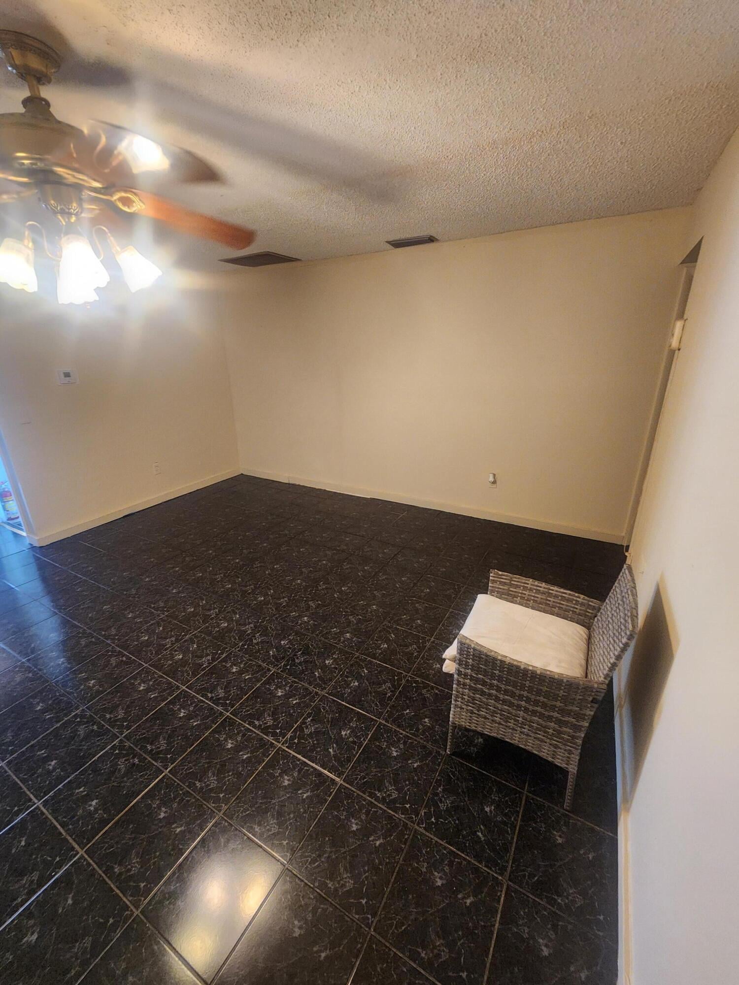 Residence photo 44
