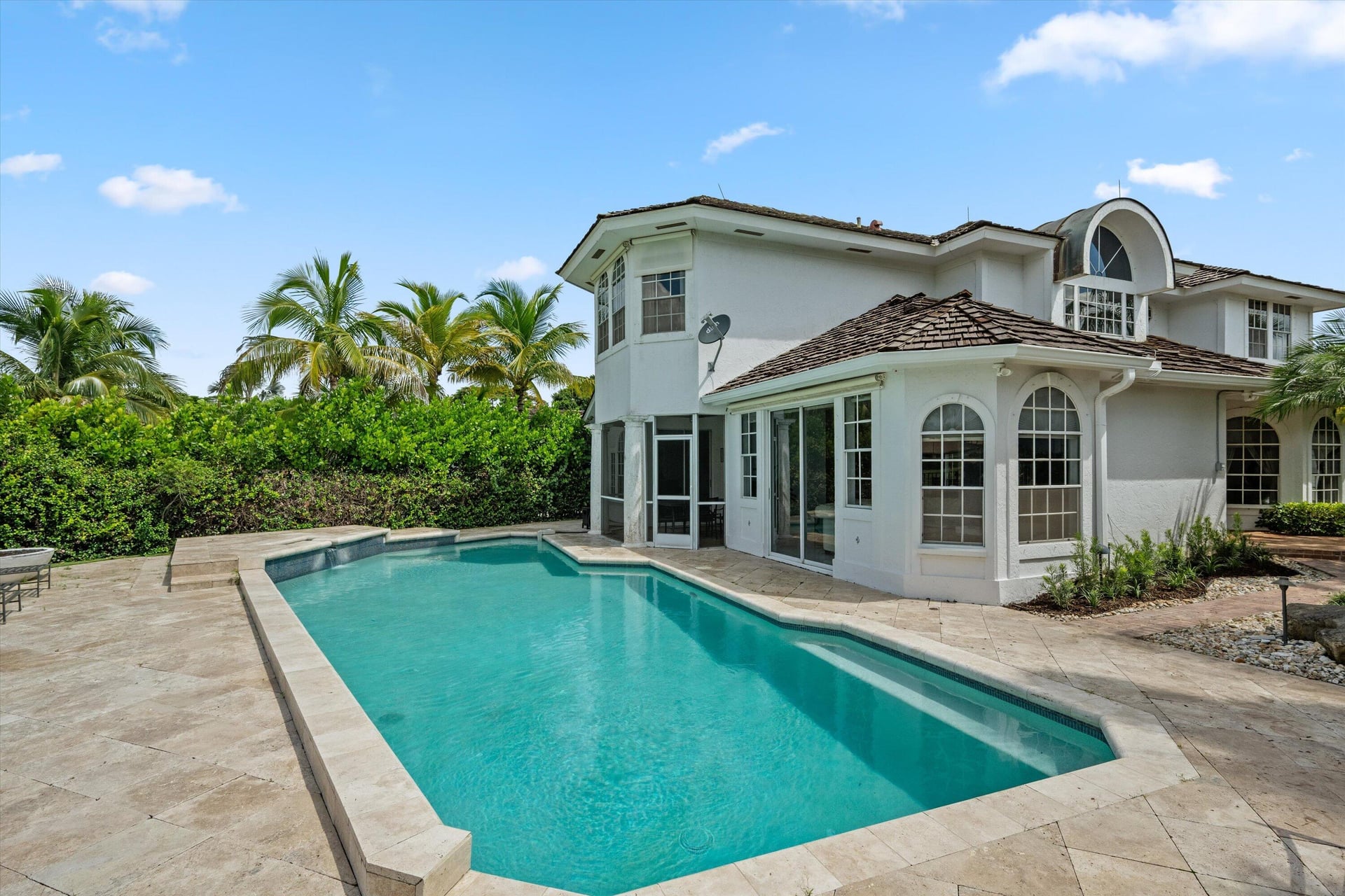 Residence photo 4