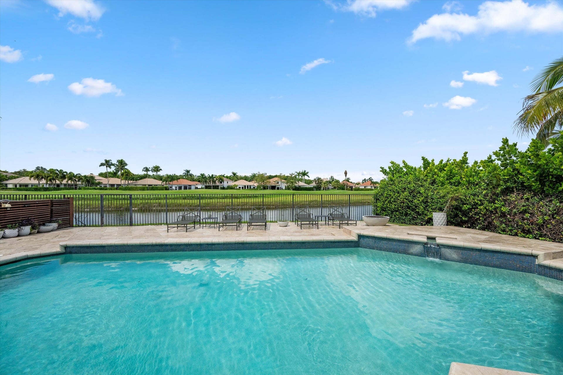Residence photo 6