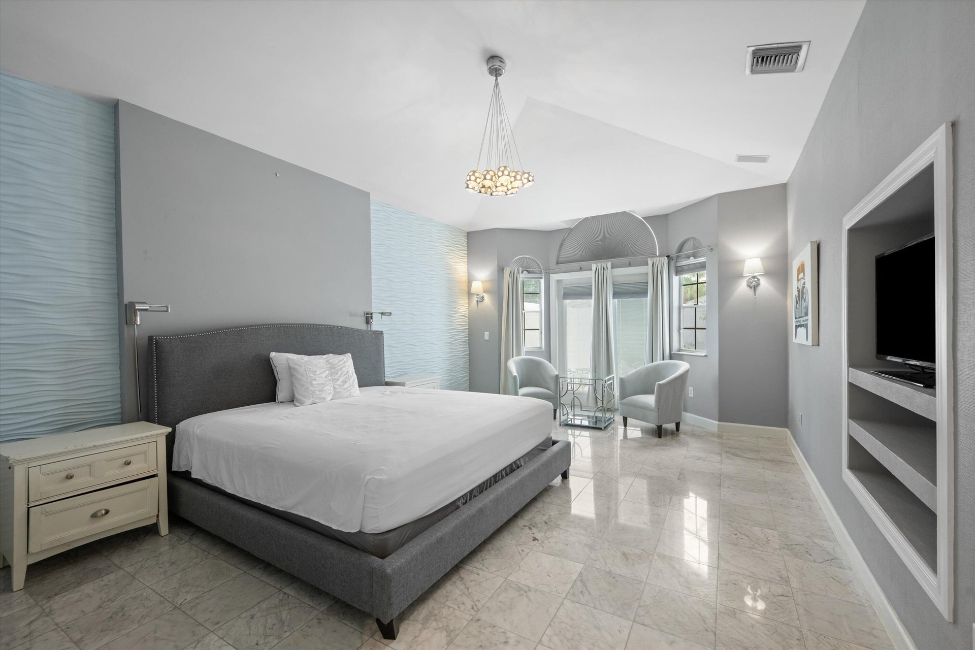Residence photo 24