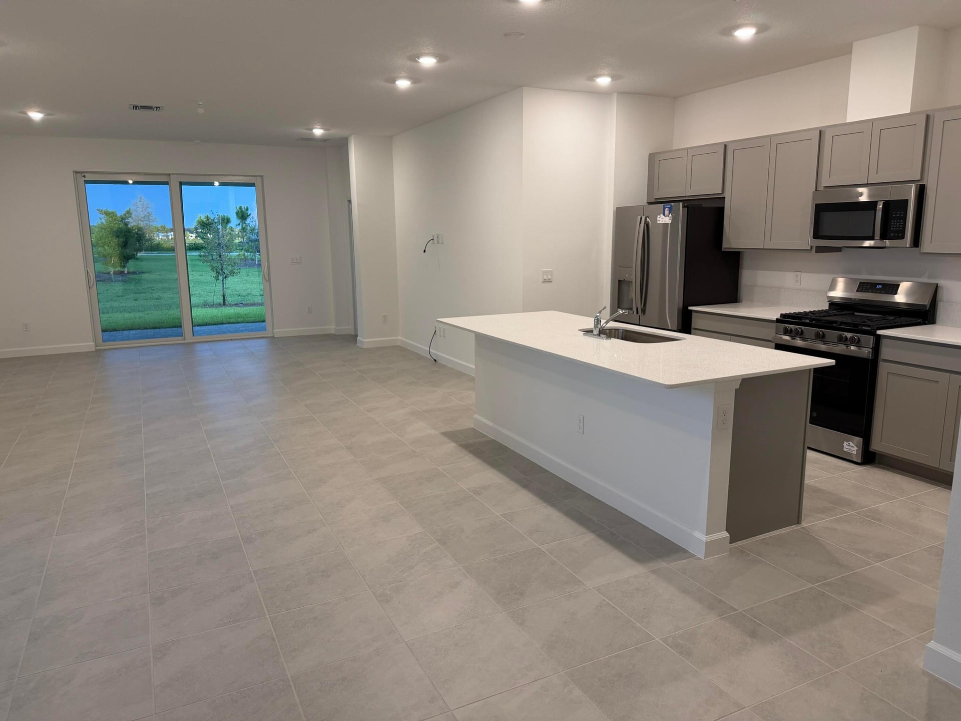 Residence photo 4