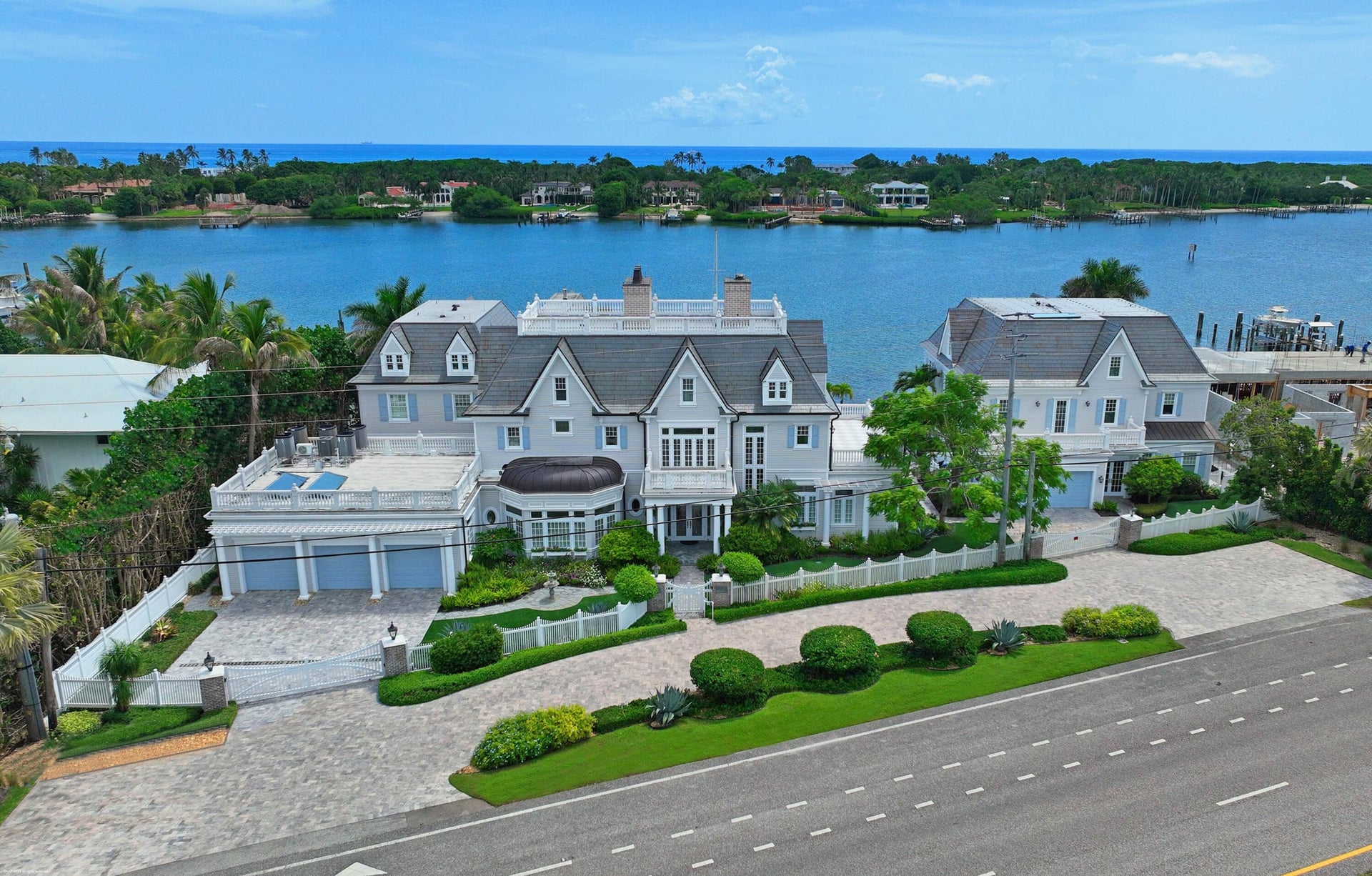Residence photo 2