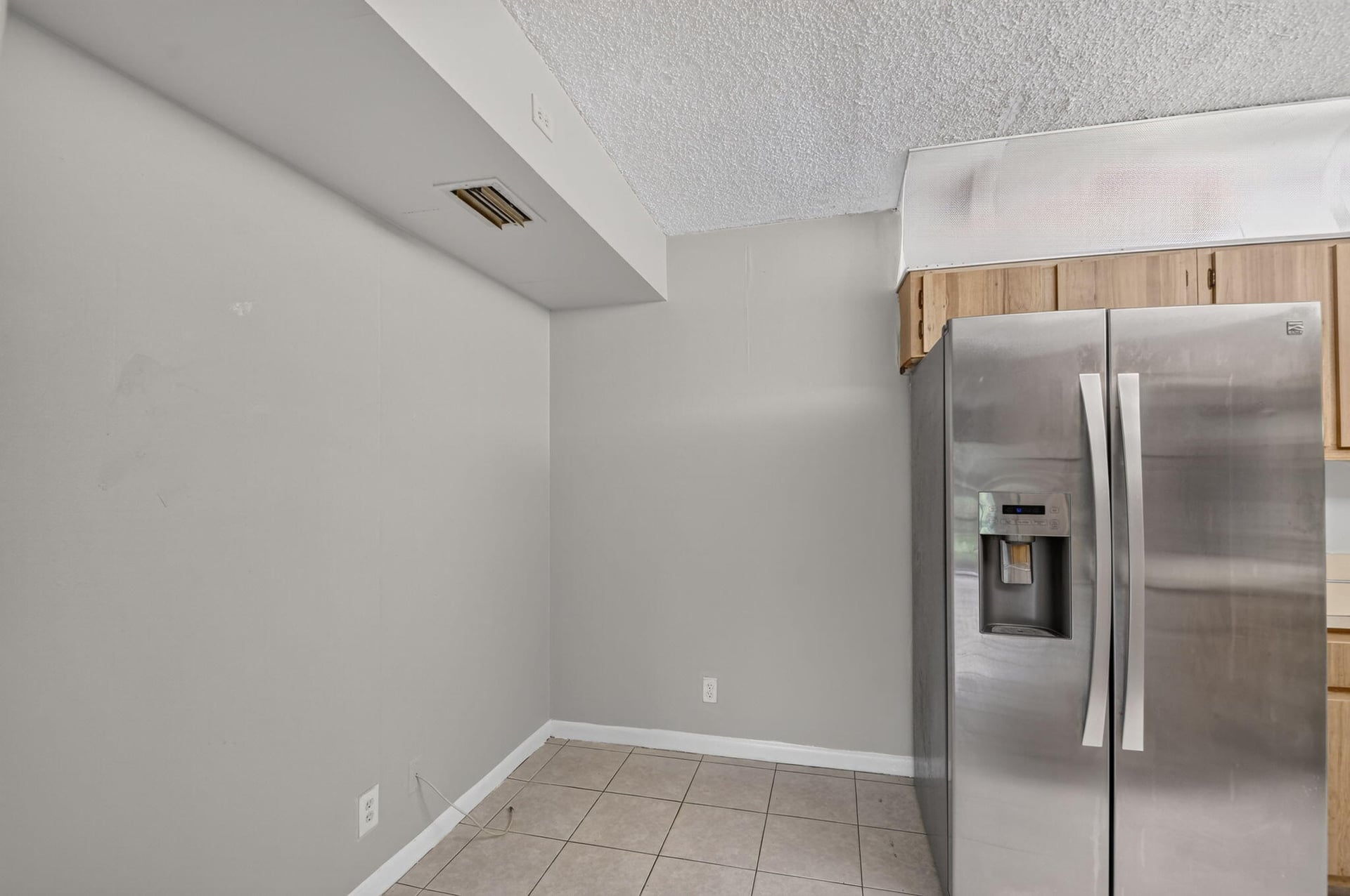 Unit C1 photo 12