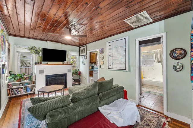Residence photo 14