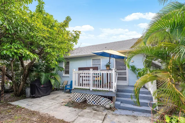 Residence photo 30