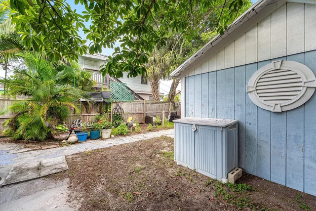 Residence photo 32