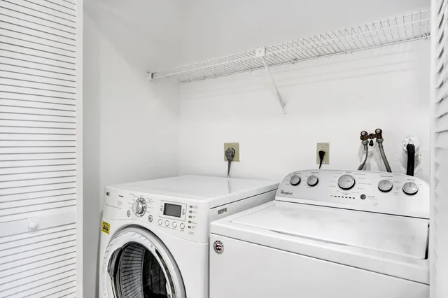  Residence photo 11